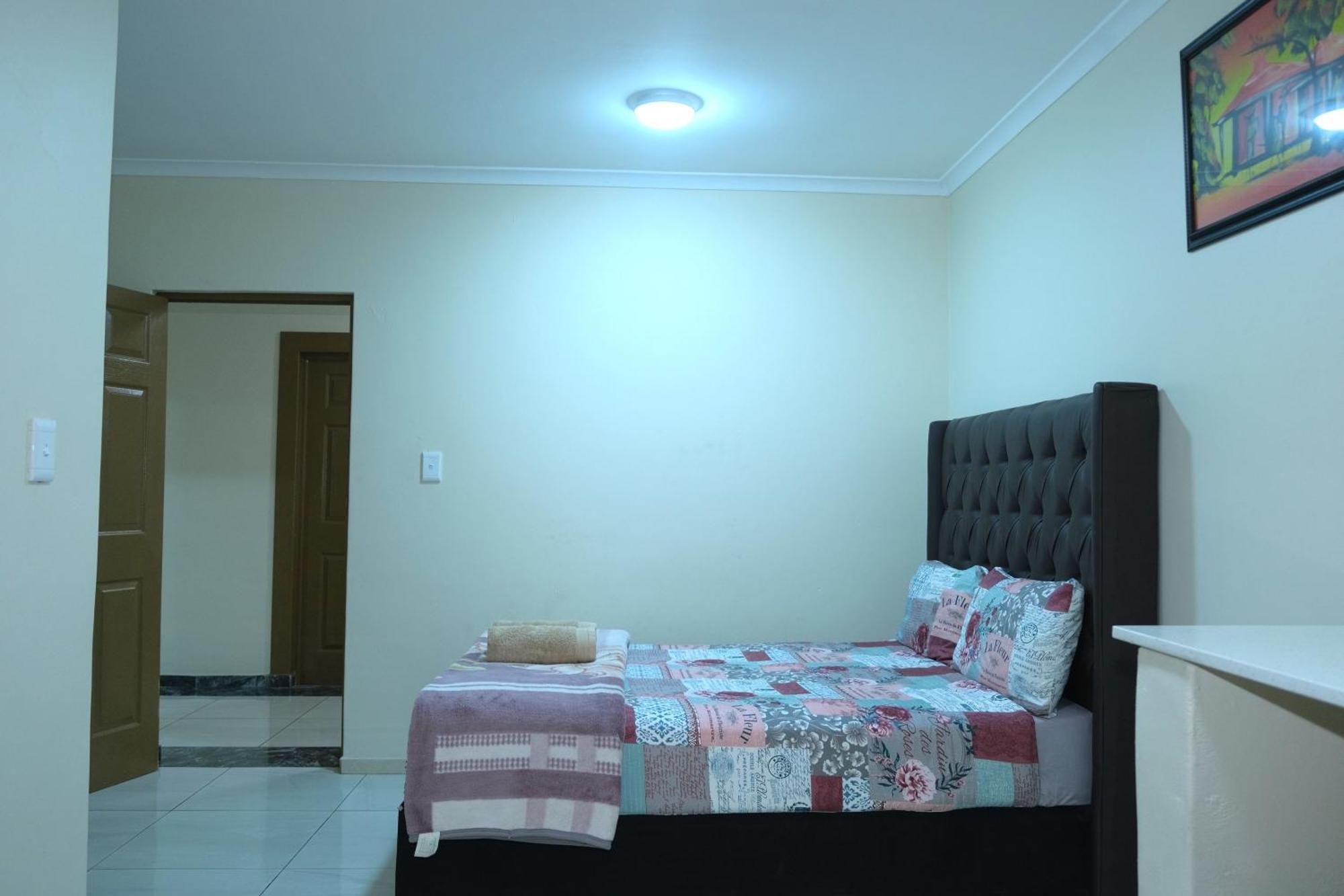 Supa Lodge Parow Kültér fotó